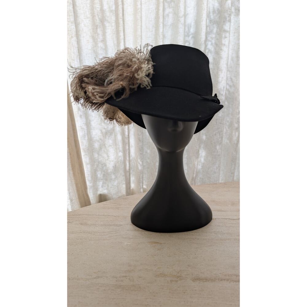 1940s Vintage Black Fedora with Feathers